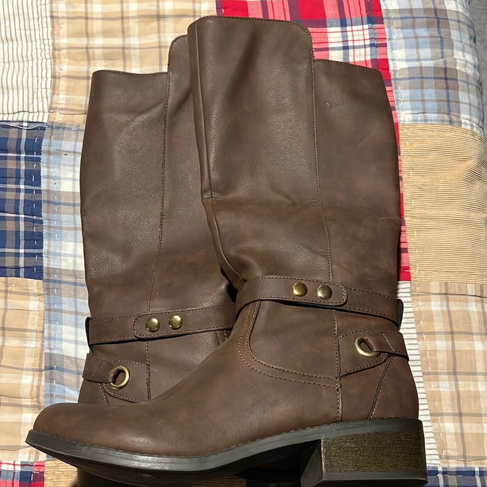 Brown taller boots size 10
